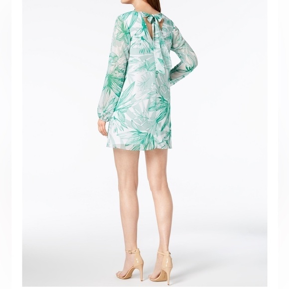 BCBGeneration White Green Palm-Print Shift V Neck Dress Satin Size Medium - Picture 2 of 14